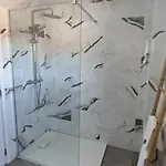Apartamento Li-miana Local *