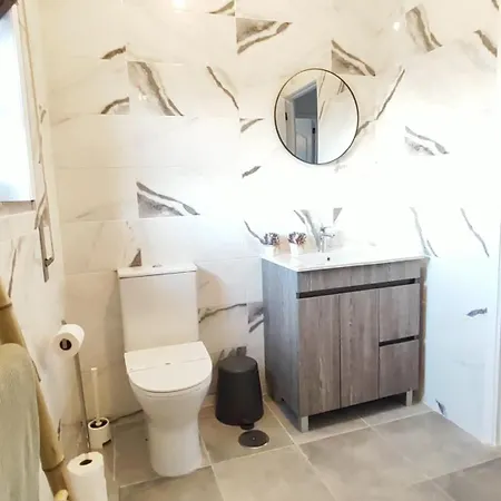 Apartment Li-miana Local