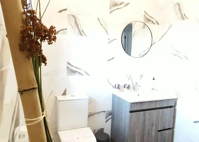 Li-miana Local Apartman *