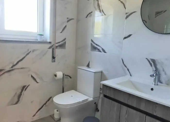 Li-miana Local Apartman